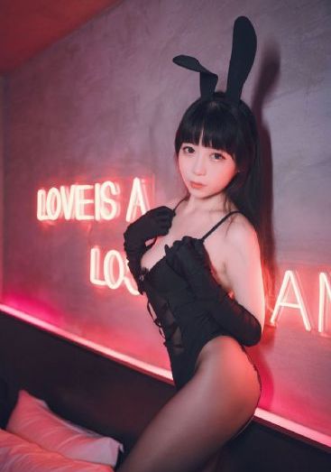 善良的女秘书的目的在线播放