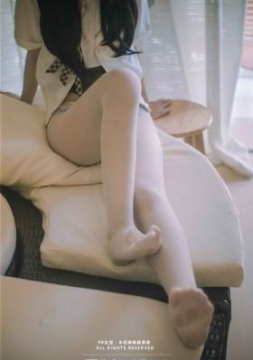 寒雨连江夜入吴