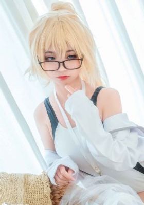 bbc解说员妻女三人遭弓弩射杀