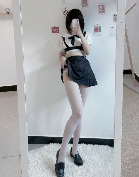 女大学生按摩室