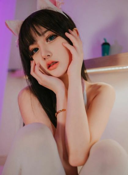 下山后六个姐姐独宠我短剧