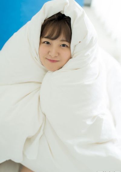 日本真人边吃奶边做爽免费视频