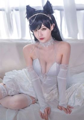 秋霞